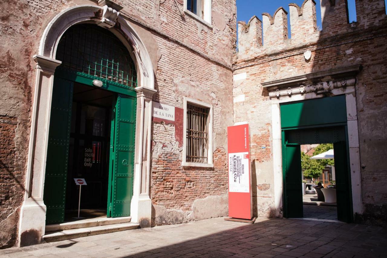 Venezia Biennale Bianco & Rosso Apartment ภายนอก รูปภาพ