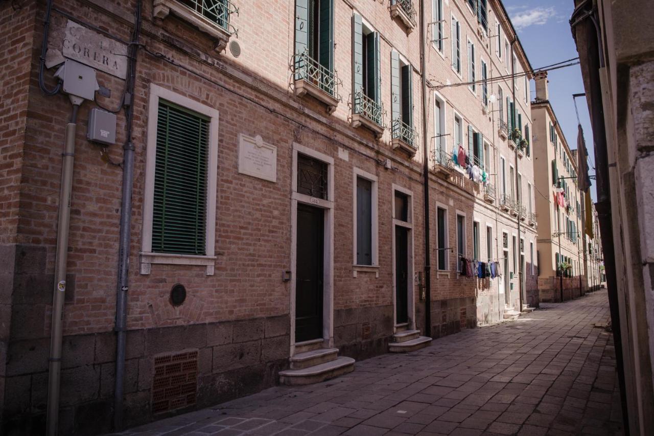 Venezia Biennale Bianco & Rosso Apartment ภายนอก รูปภาพ